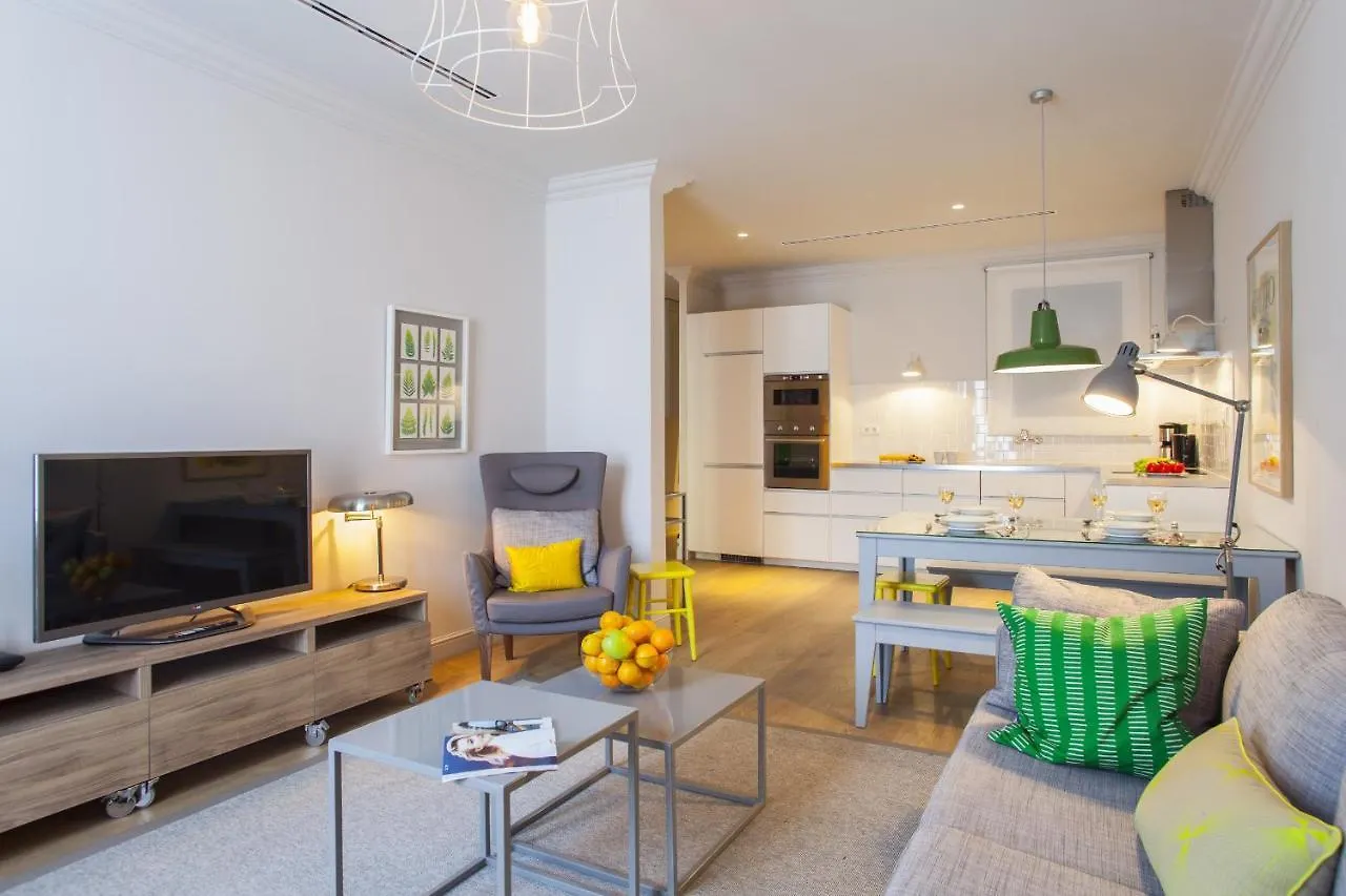 Ola Living Broto Apartment Barcelona Spain